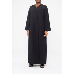 Perfect Gift Classic open abaya crafted from a linen blend, this piece has elegant turn-up sleeves and comes with a belt. Composition : 30% Linen 70% Tencel One Size: Fit UK size 8-16  Model height: 178cm / 5’8”