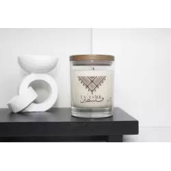 Perfect Gift Experience a unique scent with our Keffiyah design candle. Not only will you enjoy the fragrant aroma, but 25% of profits will go towards supporting Palestine. The reusable jar also promotes sustainability. Show your support and add a touch of culture to any space with our Keffiyah Candle. Support a good cause while indulging in the finest of scents