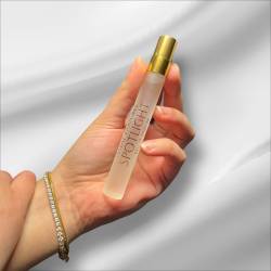 Islamic gifts  Hayat Parfums: Spotlight Inspired By Fame - 10ml - Travel Sized Perfume - Islamic Womens Fragrance - Islamic Gifts - Ramadan/Eid Gifts - Hajj/Umrah Gifts at  Riwaya