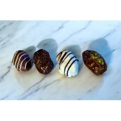 Islamic gifts Handcrafted Stuffed Dates - Halal Stuffed Dates - Halal Food - Halal Sweets - Ramadan/Eid Gift Hamper - Ramadan/Eid Gift For Husband/Wife - Ramadan/Eid Corporate Gift - Eid Corporate Hampers at Riwaya