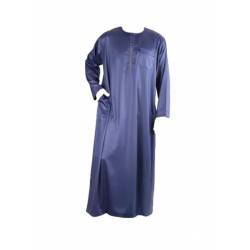 Perfect Gift IKAF Brand Qamis/Thobe – Elegant and Comfortable Elevate your wardrobe with this refined Thobe from the renowned brand IKAF. Designed for both comfort and style, it features: Long, flowing cut with long sleeves for traditional eleganceLightweight, cool polyester fabric with a slight sheen, perfect for warm weatherRound neckline with button closure and delicate embroidery detailingFunctional design with one front pocket and one side pocketMaterial: 100% high-quality polyesterIdeal for daily wear, special occasions, or prayer, this Thobe combines classic style with modern comfort. Available Colour: WHITE