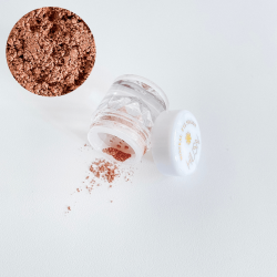 Perfect Gift A beautiful selection of 100% natural, vegan loose eye shadow pigments. Perfect for people with sensitive skin and eyes, the loose powders are free of fragrance, preservatives, talc and fillers and are 100% cruelty free. High quality ingredients are chosen to give you the most natural, crease free finish with high pigmentation*. The versatile shades can be used wet or dry, apply it with a fine, damp brush for maximum intensity, and use as eye liners too!&nbsp; Key Ingredients: - Rice Starch - Mica - Titanium Dioxide &nbsp; *Please note the actual product shades may vary based on your screen monitor's settings, and best efforts have been made to portray the most closest to the original product shade