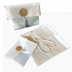 Islamic gifts  Islamic Prayer Mat (Gift Set) - Islamic Gift Box at Riwaya