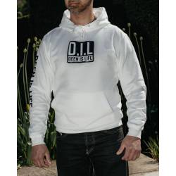 Perfect Gift Our statement piece of the year. Inspired by the Hindi/Urdu word “DIL”, meaning heart, this powerful design reflects the idea that our deen (faith) is at the very centre of who we are. A bold, eye-catching piece created to spark thought and showcase the pride of being Muslim &mdash; especially during the sacred month of&nbsp;Ramadan, a time to reconnect with what truly matters.